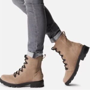 Sorel Lennox Omega Taupe Combat Boots with Black Laces size 6.5 Woman’s